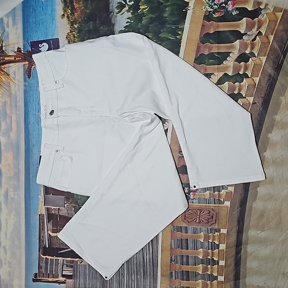 Gloria Vanderbilt White Capri‎ Jeans Size 4 NWT - Picture 2 of 9